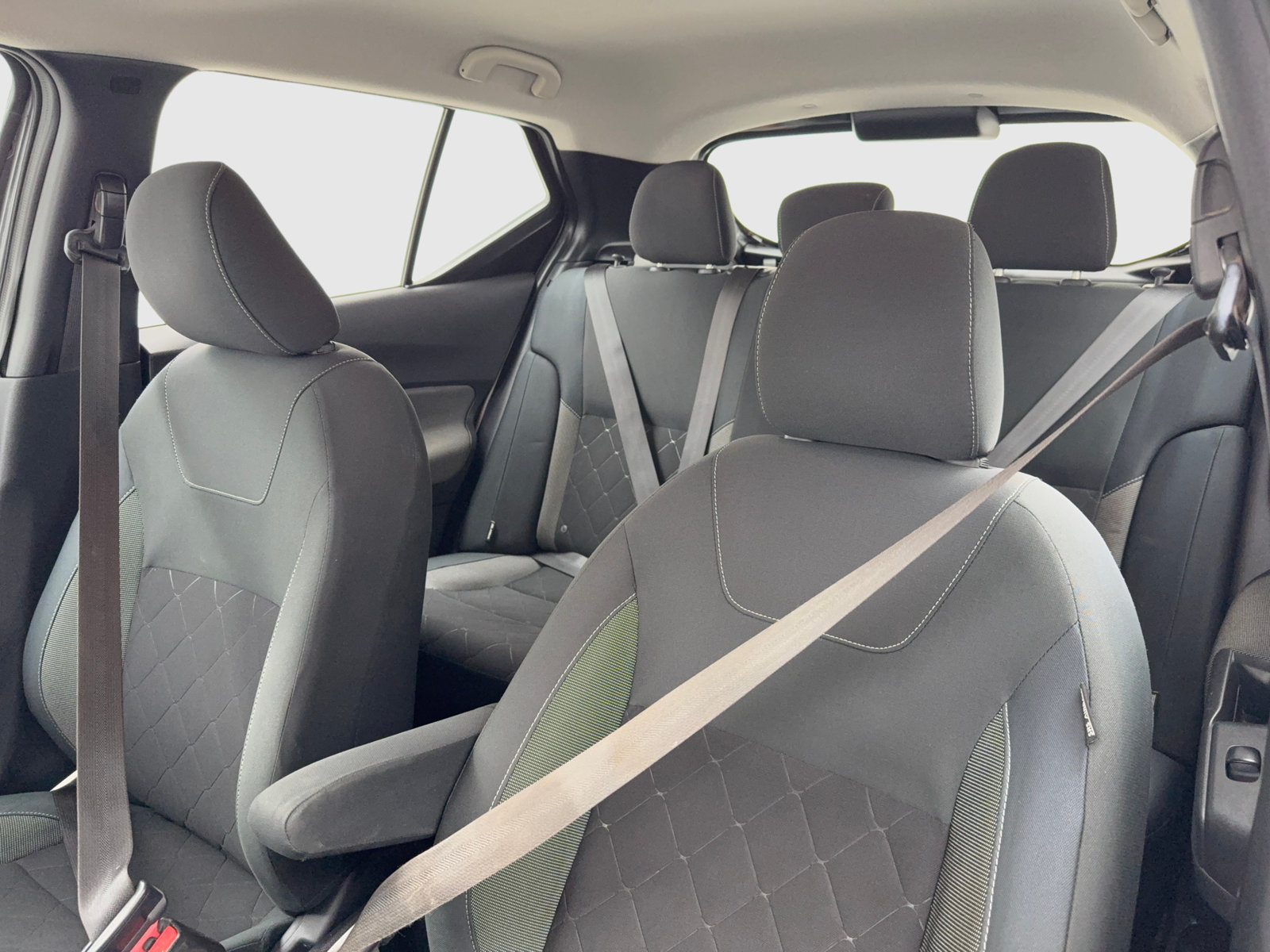 Used 2020 Nissan Kicks S FWD image 28