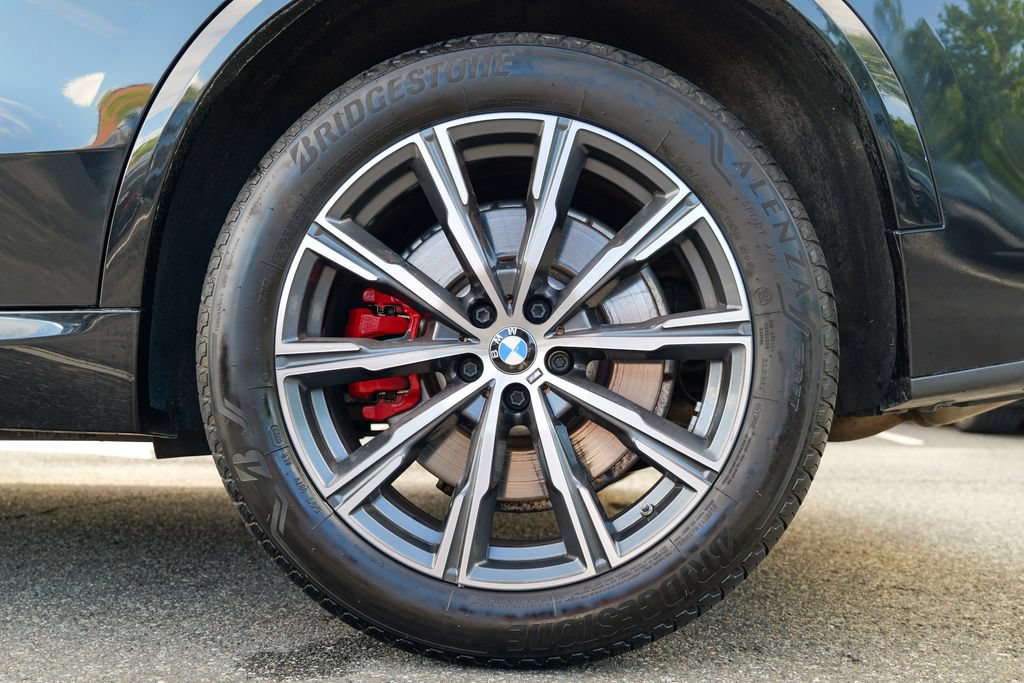 Used 2023 BMW X5 M50i w/ Executive Package AWD/4WD image 14