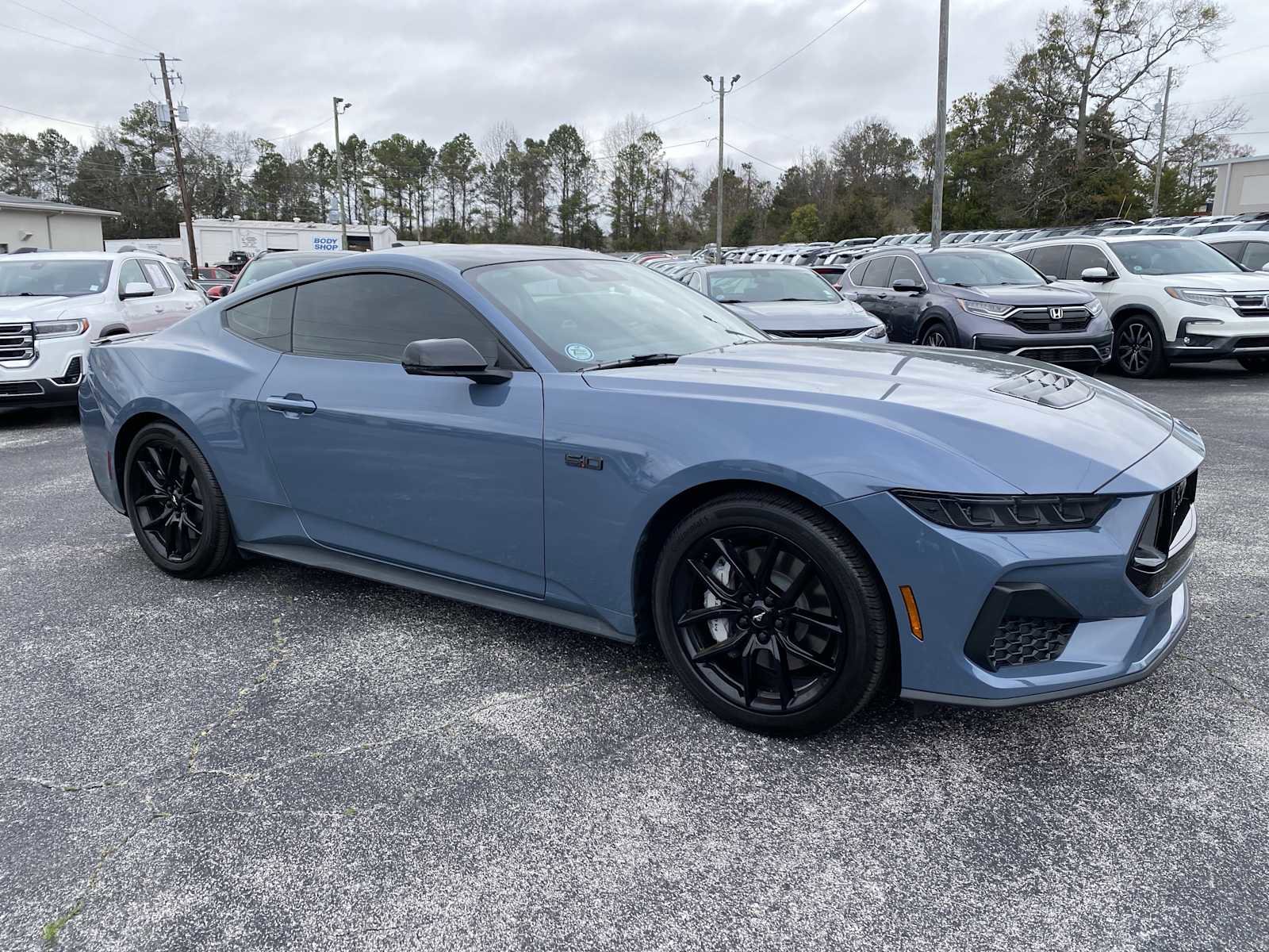 Used 2025 Ford Mustang GT Premium image 2