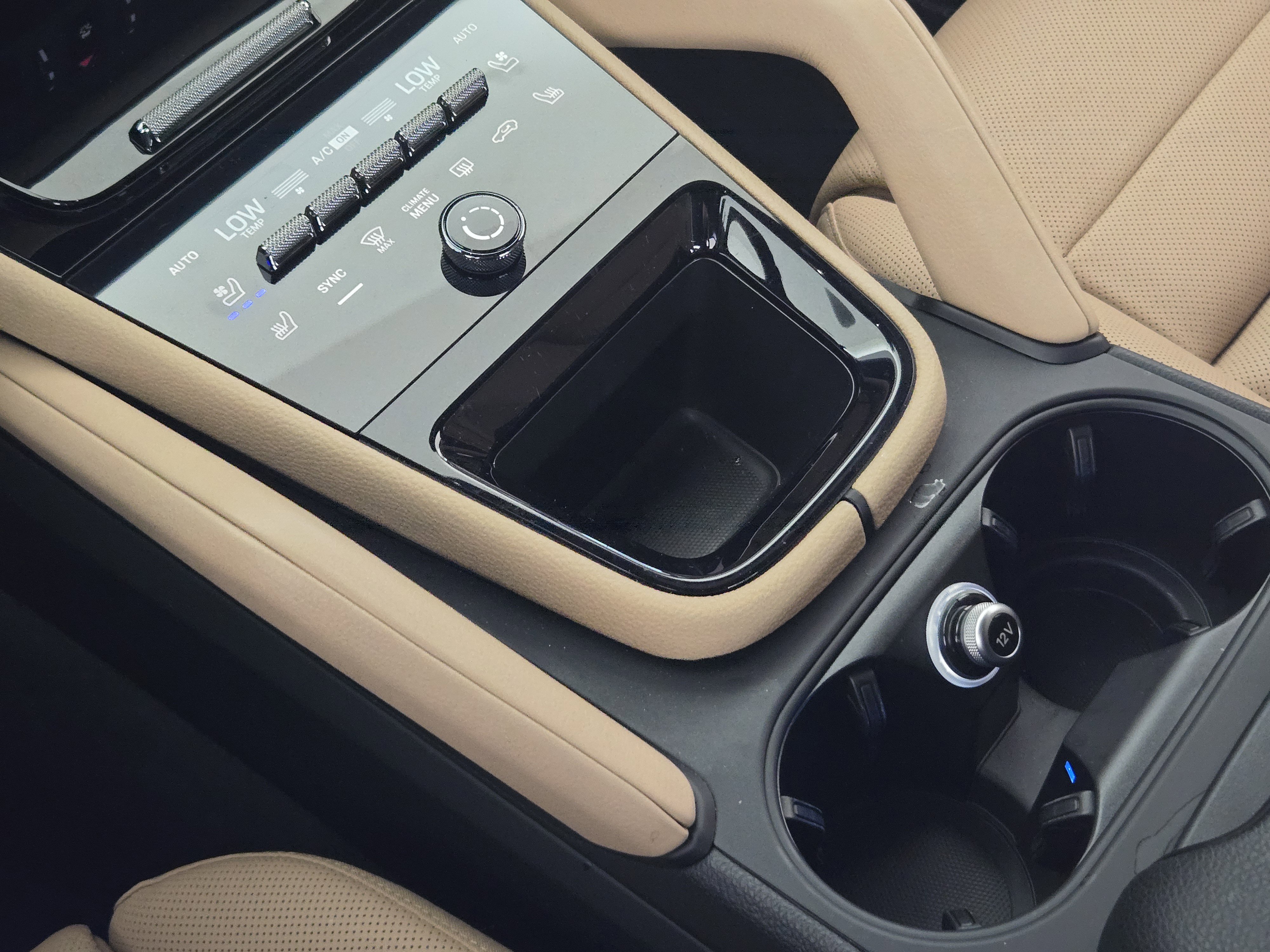 Certified 2025 Porsche Cayenne image 22