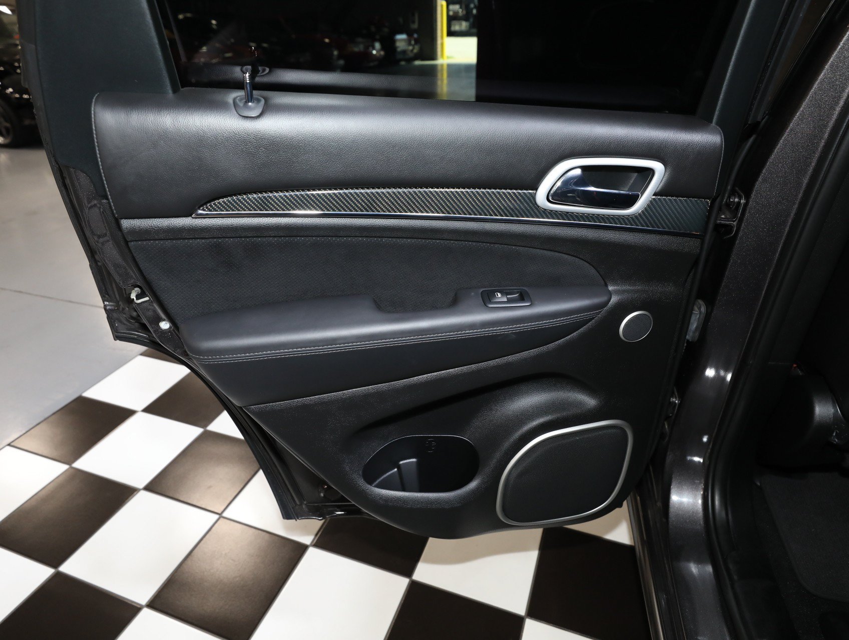 Used 2019 Jeep Grand Cherokee SRT AWD/4WD image 46