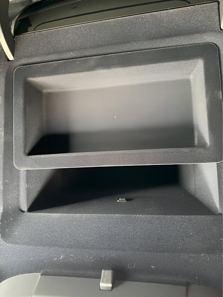 New 2026 Nissan Armada SL w/ Captain's Chari Seat Package image 34