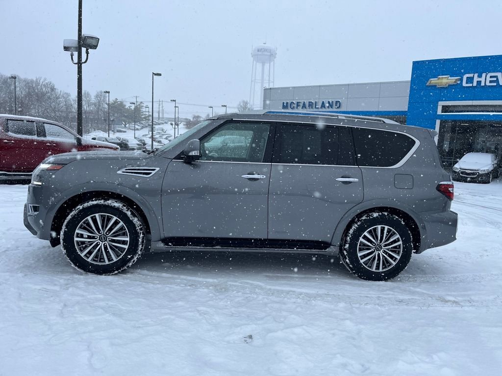 Used 2024 Nissan Armada SL image 2