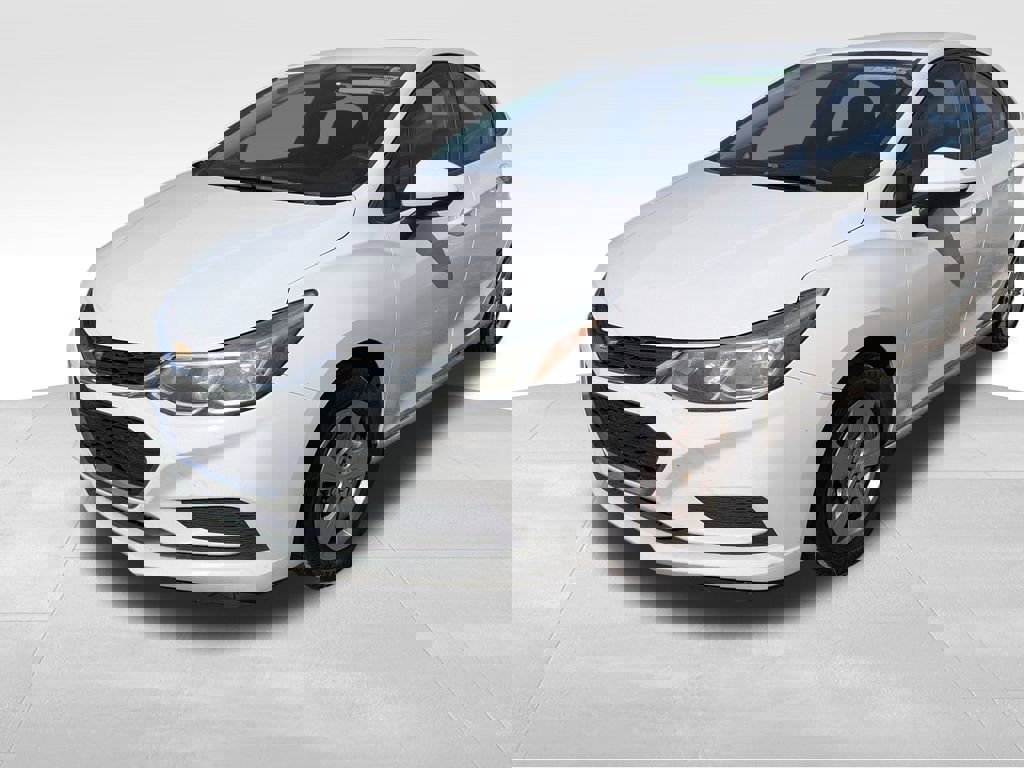 Used 2018 Chevrolet Cruze LS image 9