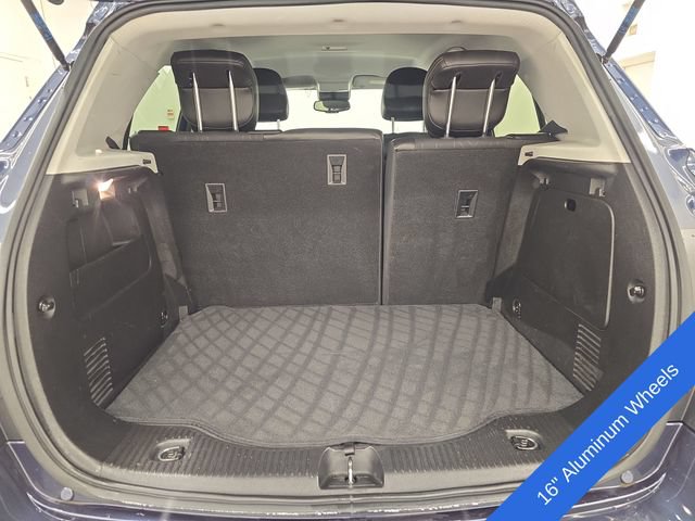 Used 2018 Chevrolet Trax LT w/ LT Convenience Package FWD image 15
