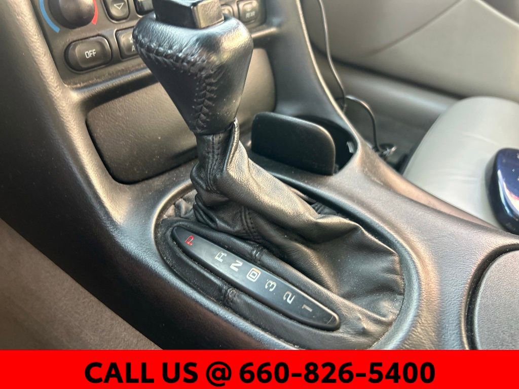 Used 2000 Chevrolet Corvette Coupe w/ Memory Pkg image 19