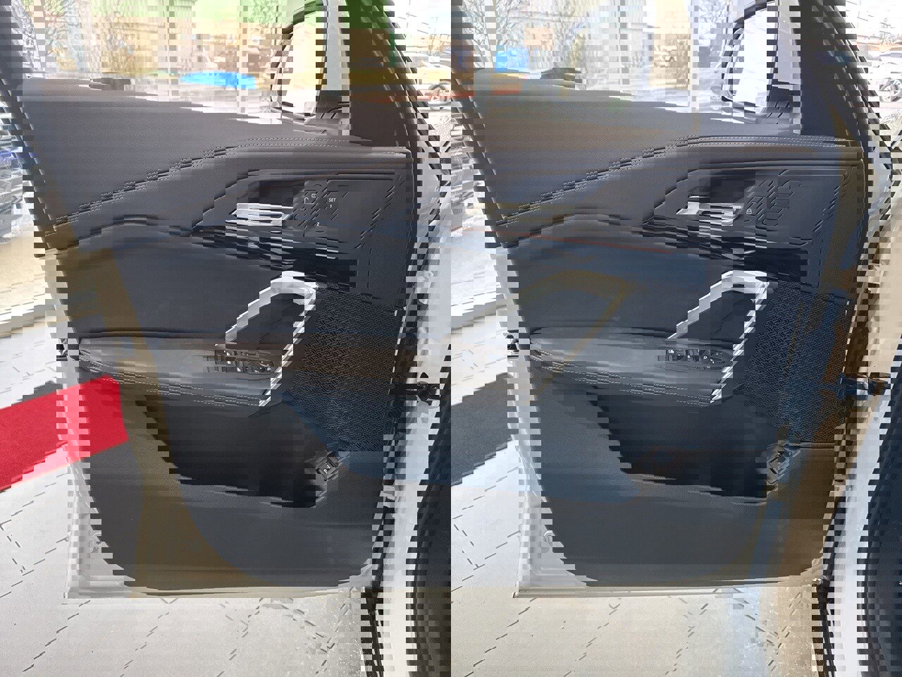 New 2026 BMW X1 xDrive28i w/ Convenience Package image 34