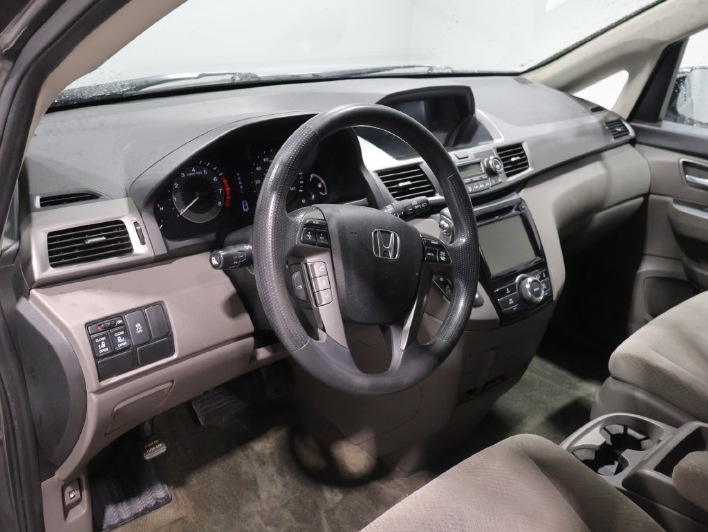 Used 2015 Honda Odyssey EX image 20