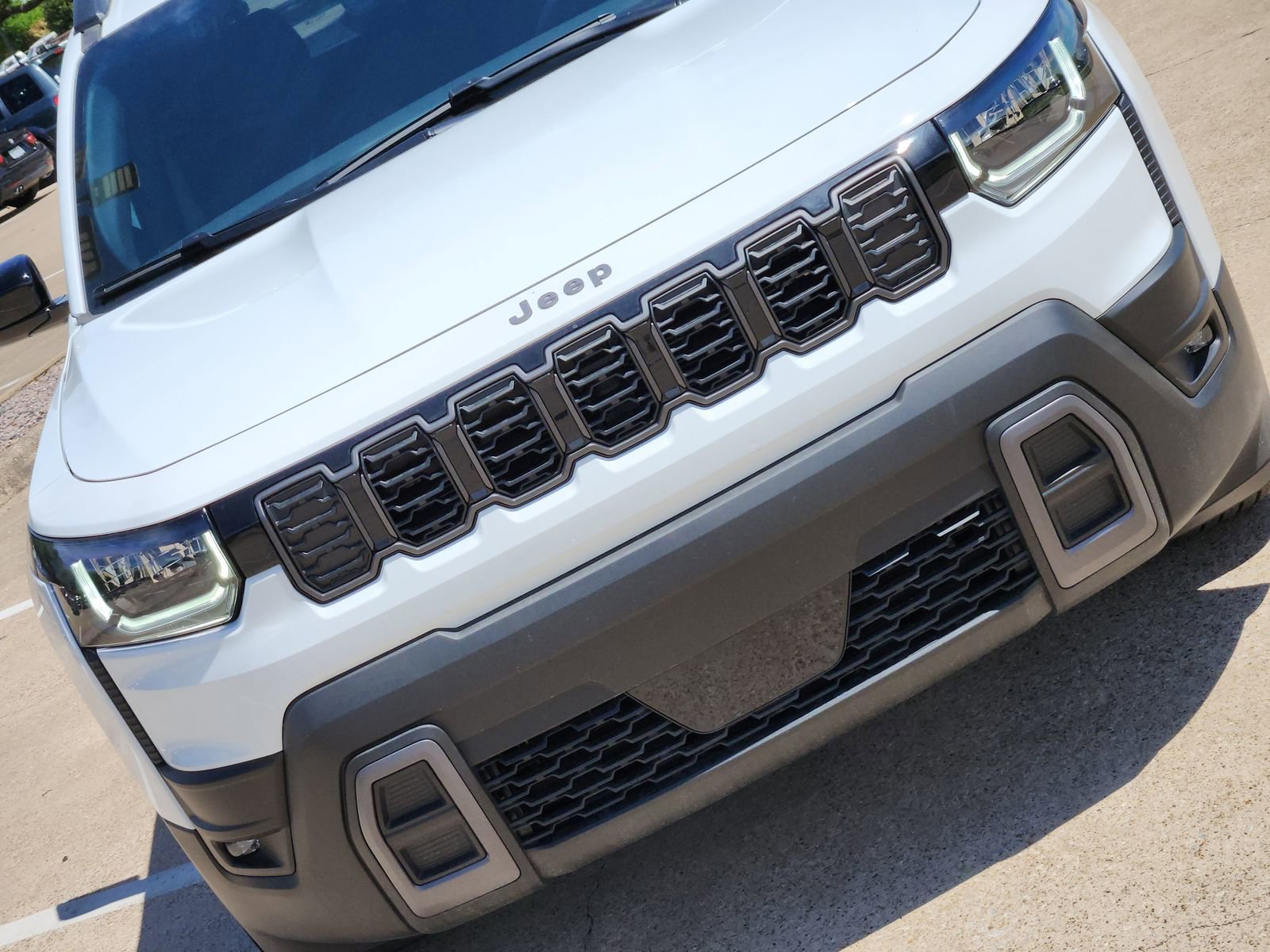 New 2026 Jeep Cherokee Laredo image 14