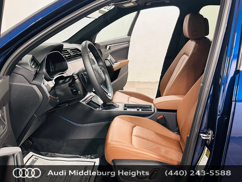 Certified 2025 Audi Q3 2.0T Premium Plus w/ Premium Plus Package AWD/4WD image 13