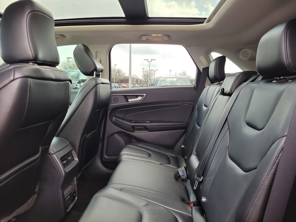 Certified 2020 Ford Edge Titanium image 13