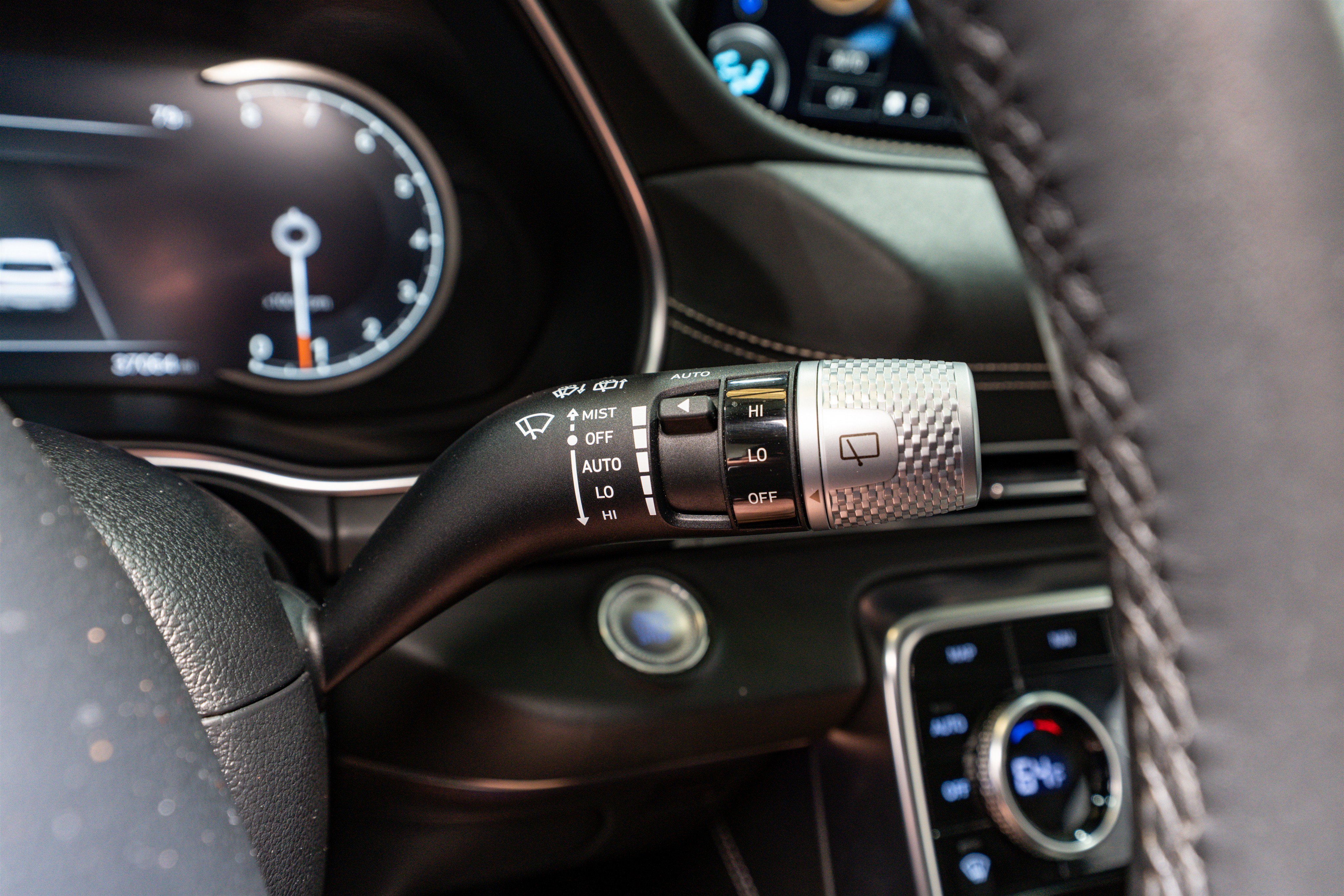 Used 2024 Genesis GV80 2.5T image 30