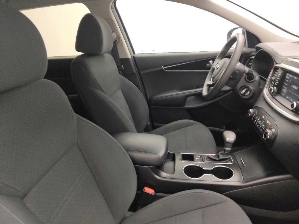 Used 2020 Kia Sorento LX image 21