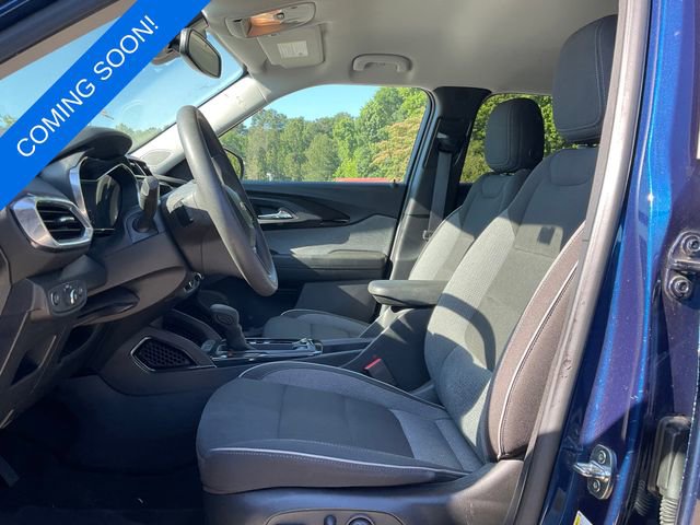 Used 2023 Chevrolet TrailBlazer LT w/ Convenience Package AWD/4WD image 3