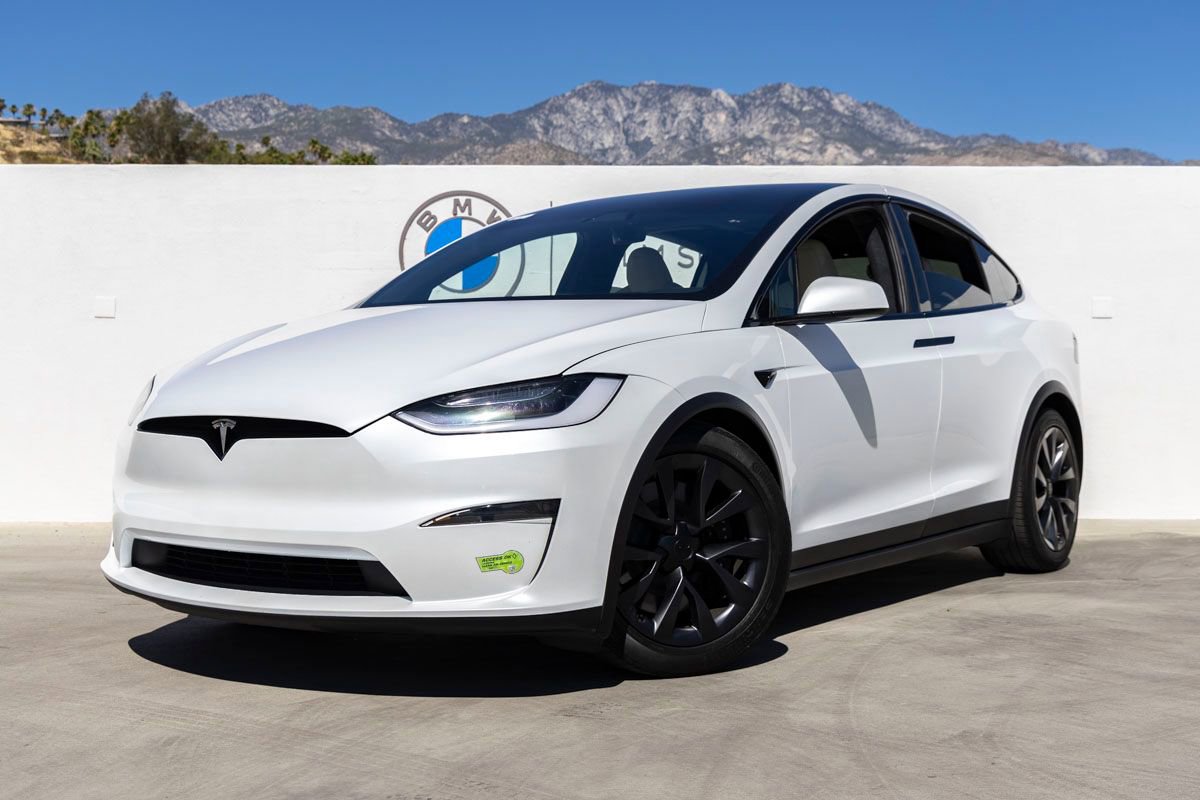 Used 2023 Tesla Model X AWD/4WD image 8