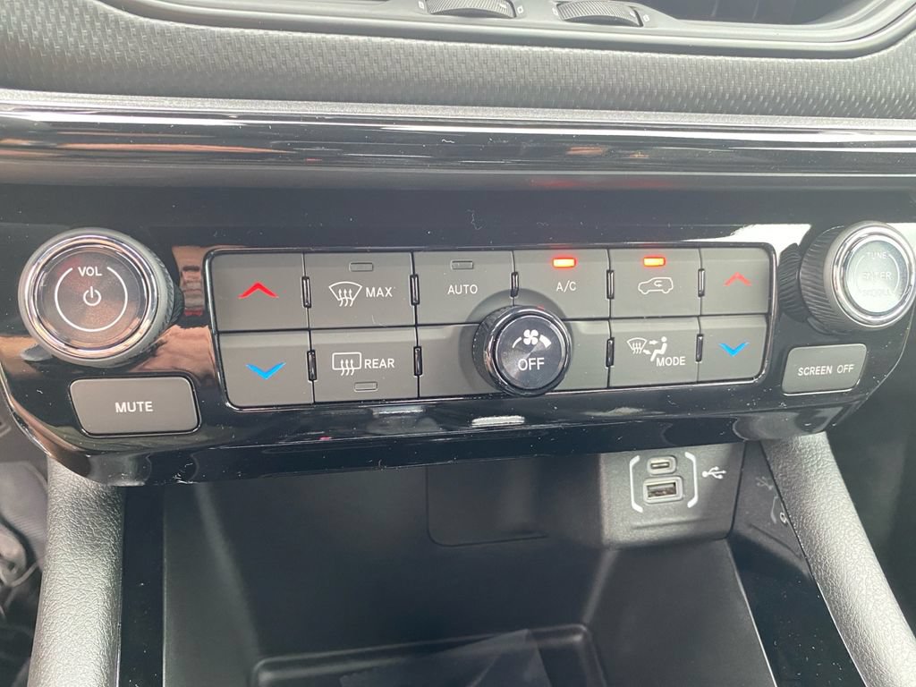 New 2026 Jeep Compass Limited AWD/4WD image 27