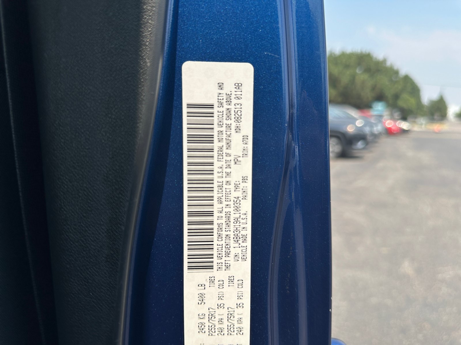 Used 2010 Jeep Wrangler Unlimited Sport AWD/4WD image 34