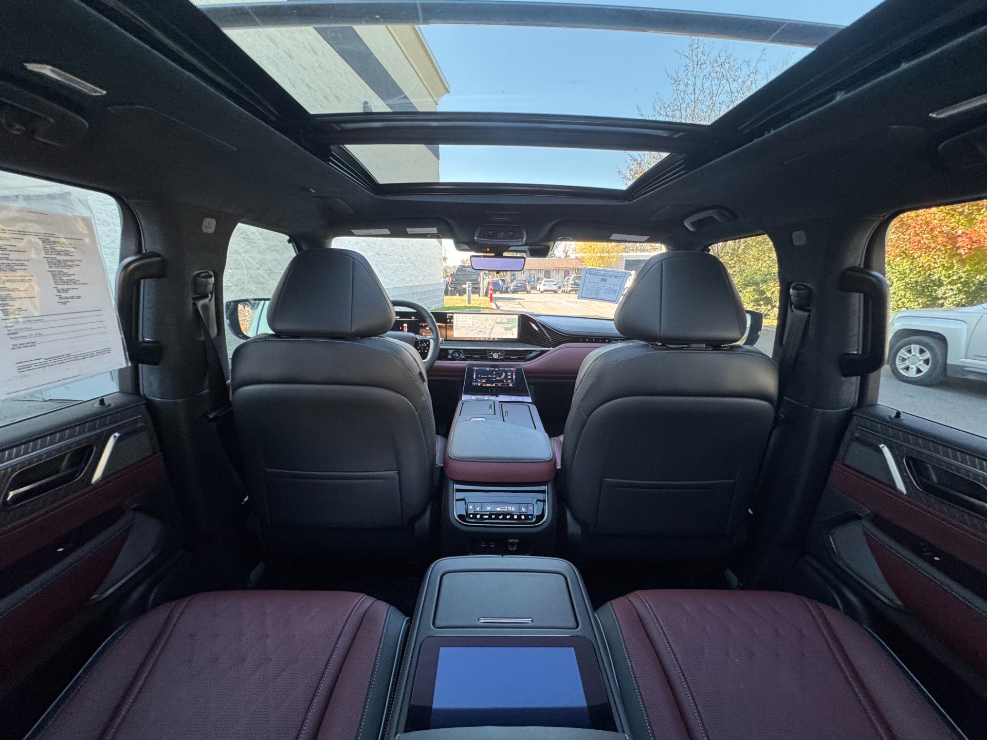 Used 2025 INFINITI QX80 Autograph w/ Autograph Exterior Package image 61