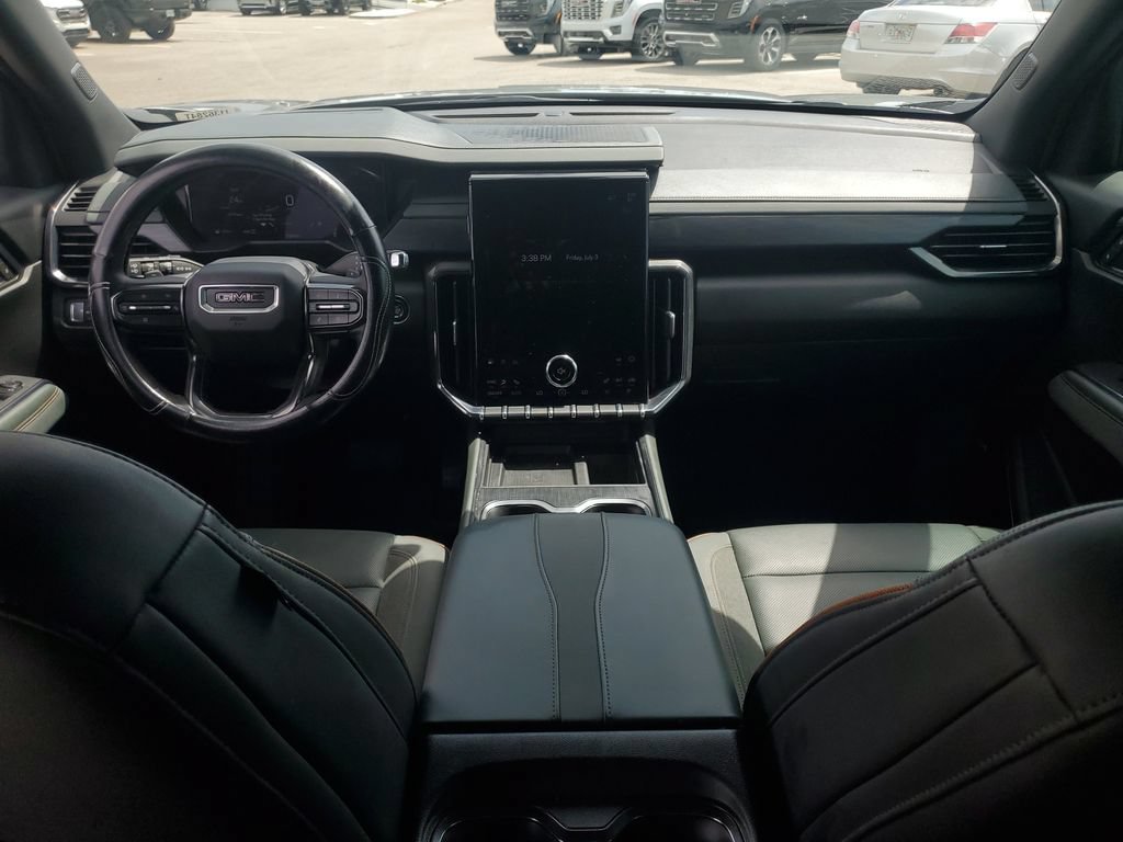 Used 2025 GMC Acadia AT4 AWD/4WD image 17