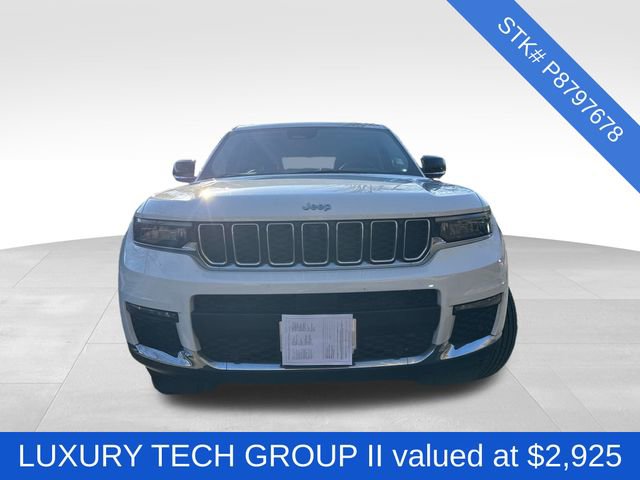 Used 2023 Jeep Grand Cherokee L Limited w/ Luxury Tech Group II image 2