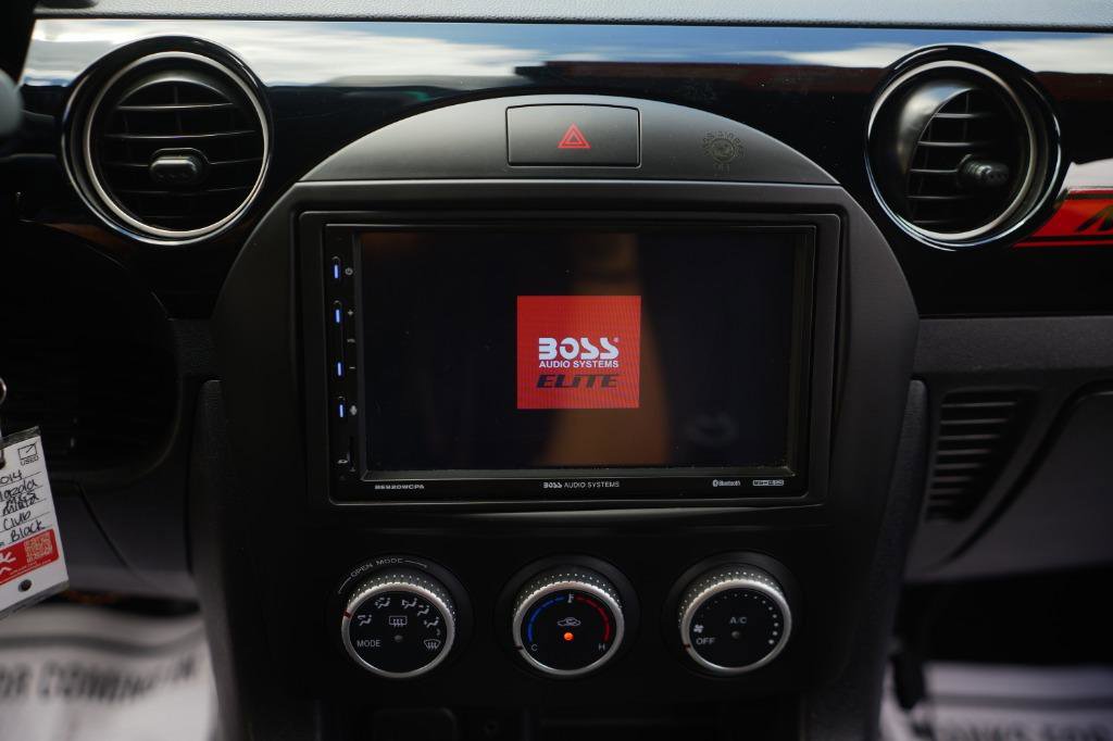 Used 2014 MAZDA MX-5 Miata Club image 27