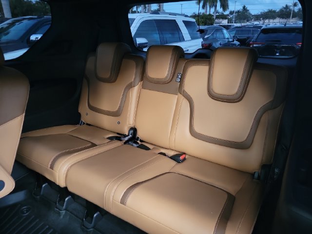 Used 2025 Nissan Armada SL w/ Captain's Chari Seat Package RWD image 11