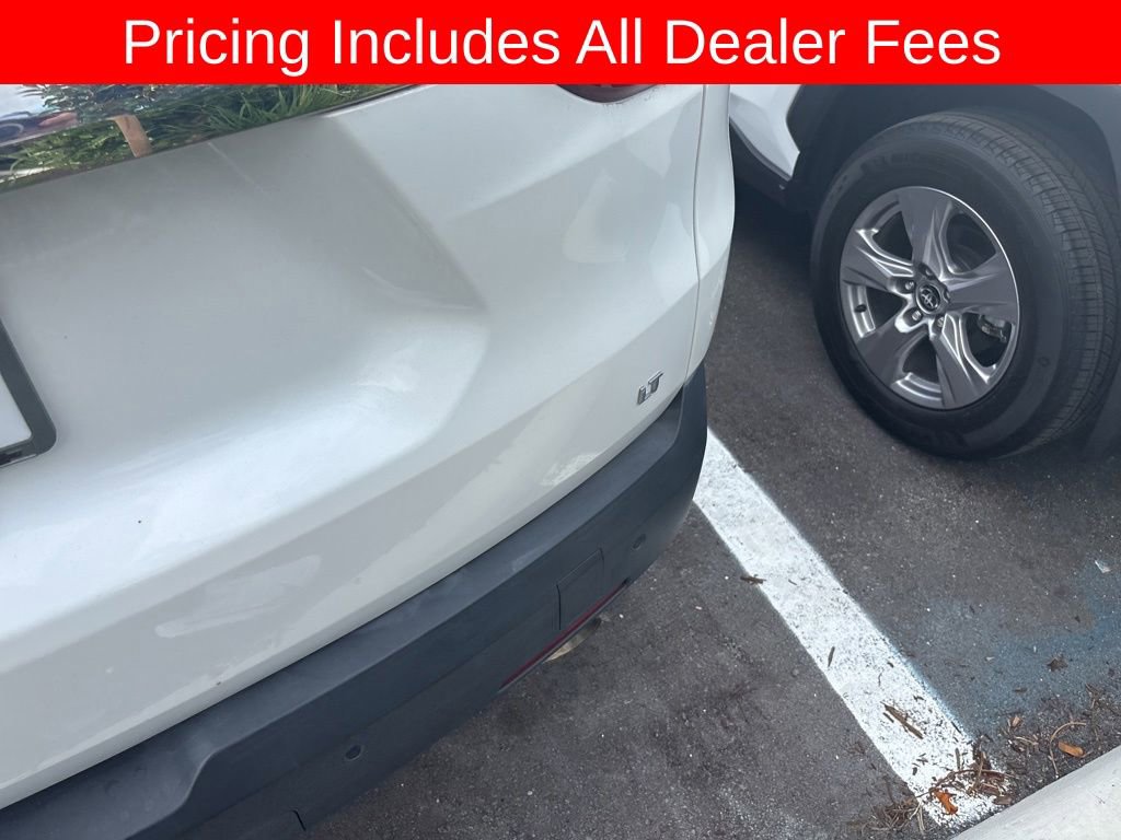 Used 2018 Chevrolet Traverse LT FWD image 12