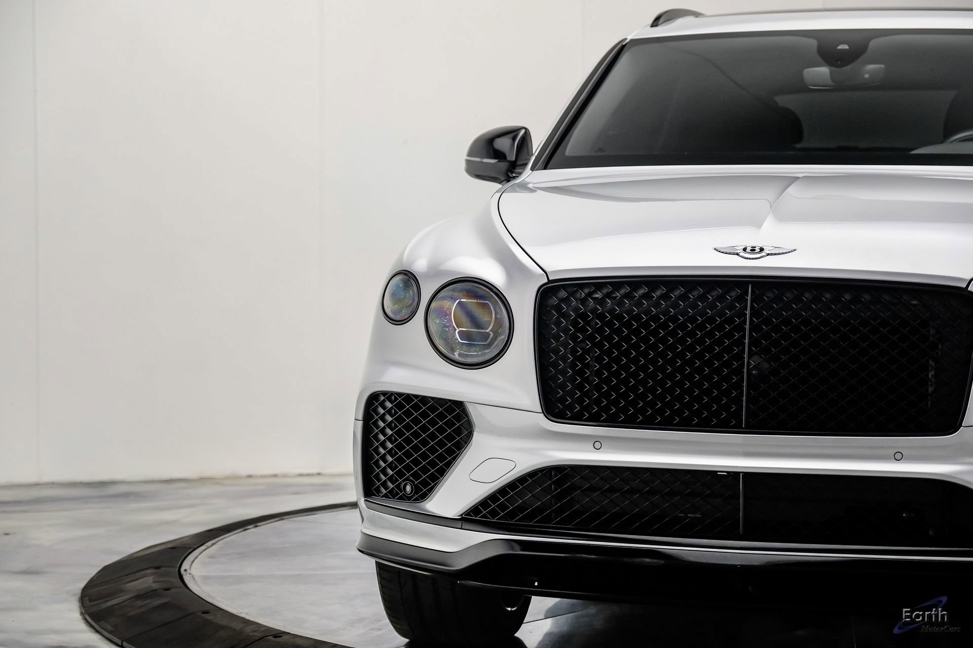 Used 2022 Bentley Bentayga AWD/4WD image 29