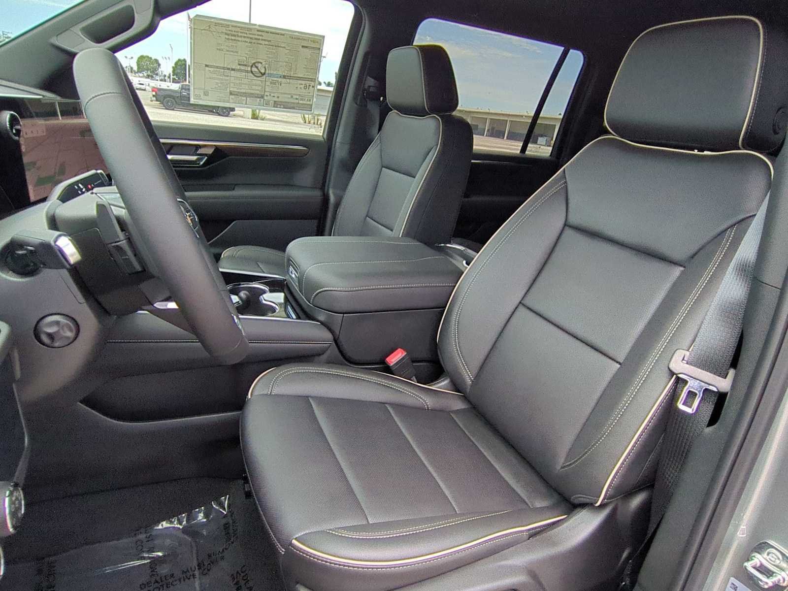 New 2026 Chevrolet Suburban Premier AWD/4WD image 23