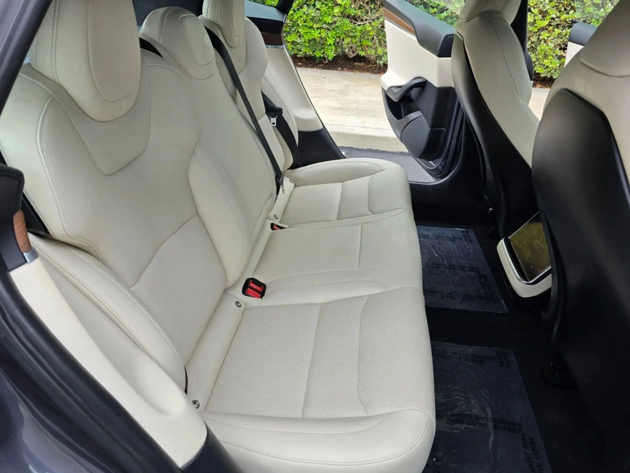 Used 2023 Tesla Model S AWD/4WD image 14