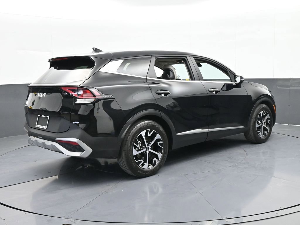 Used 2024 Kia Sportage EX image 6