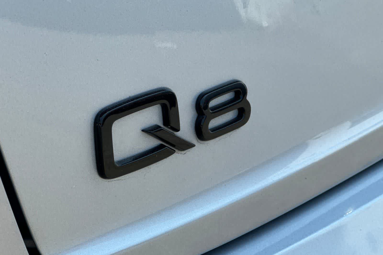 Used 2020 Audi Q8 Premium Plus w/ Premium Plus Package AWD/4WD image 17