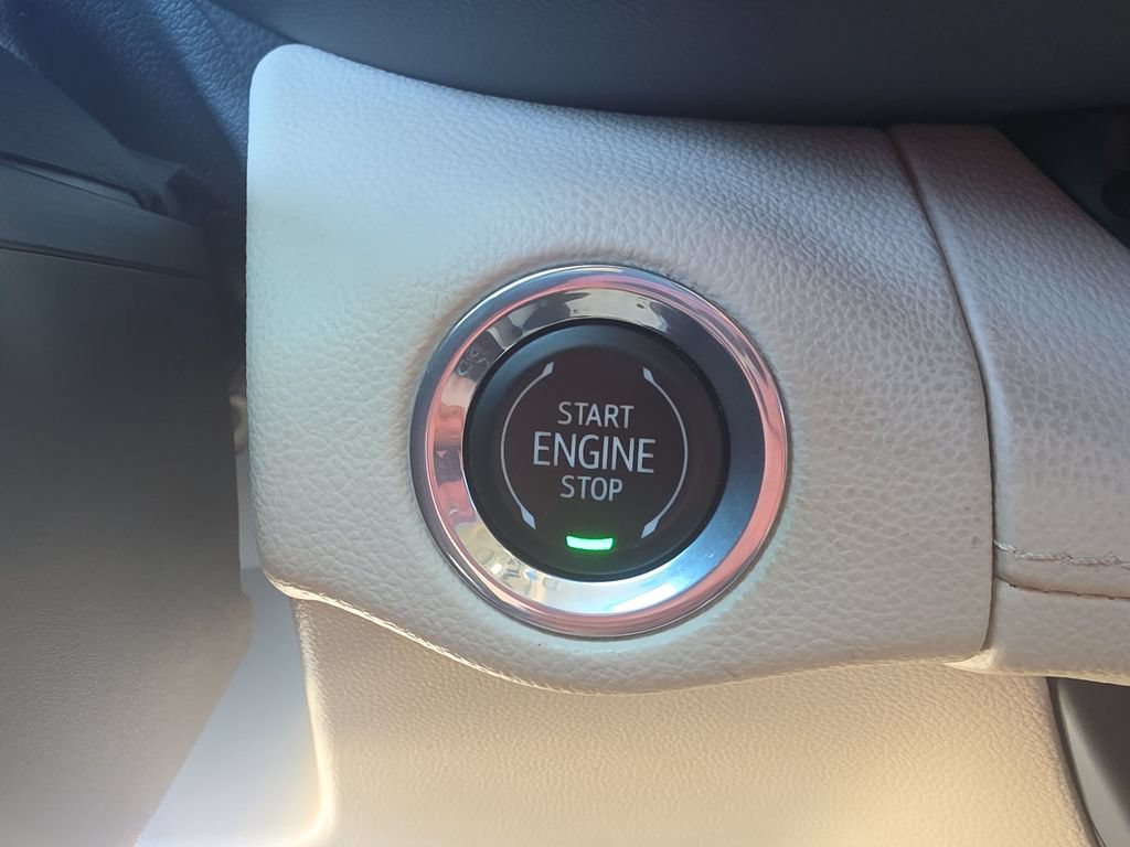 Certified 2023 Buick Envision Avenir FWD image 28