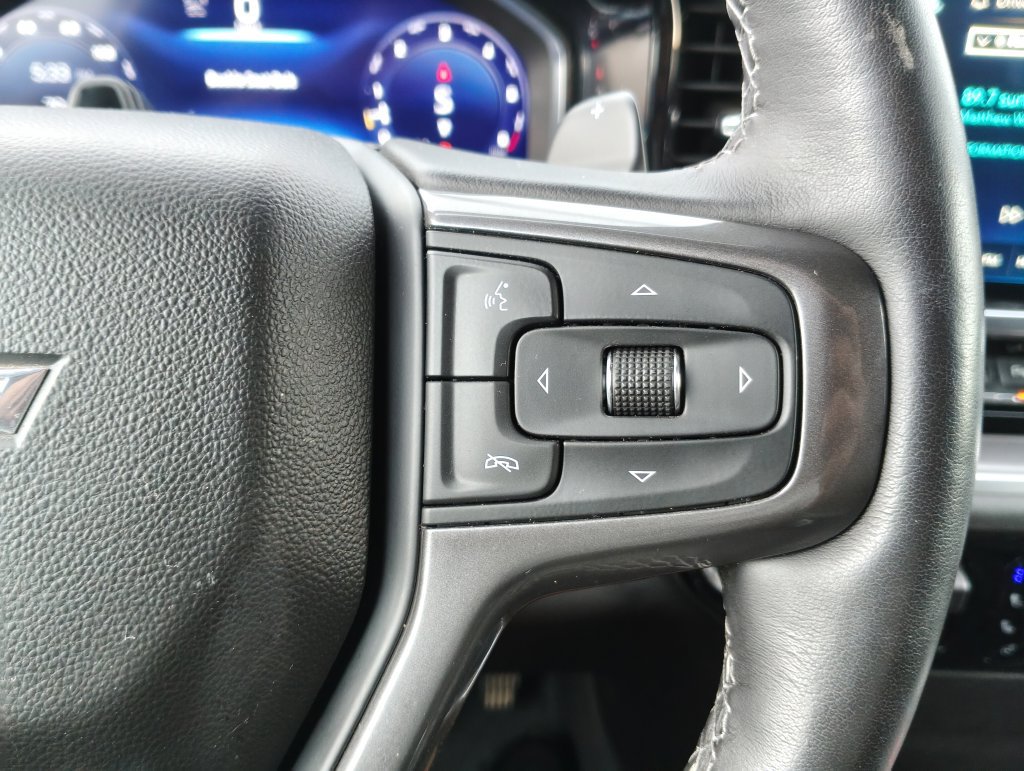 Used 2025 Chevrolet Silverado 1500 High Country AWD/4WD image 23