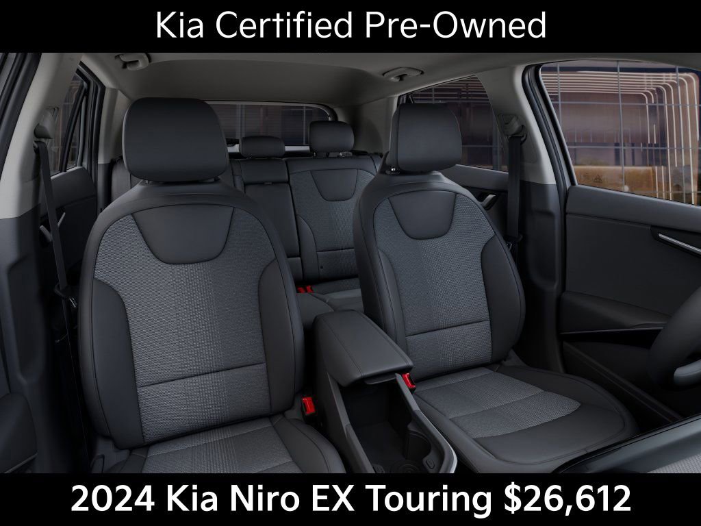 Used 2024 Kia Niro EX Touring image 16