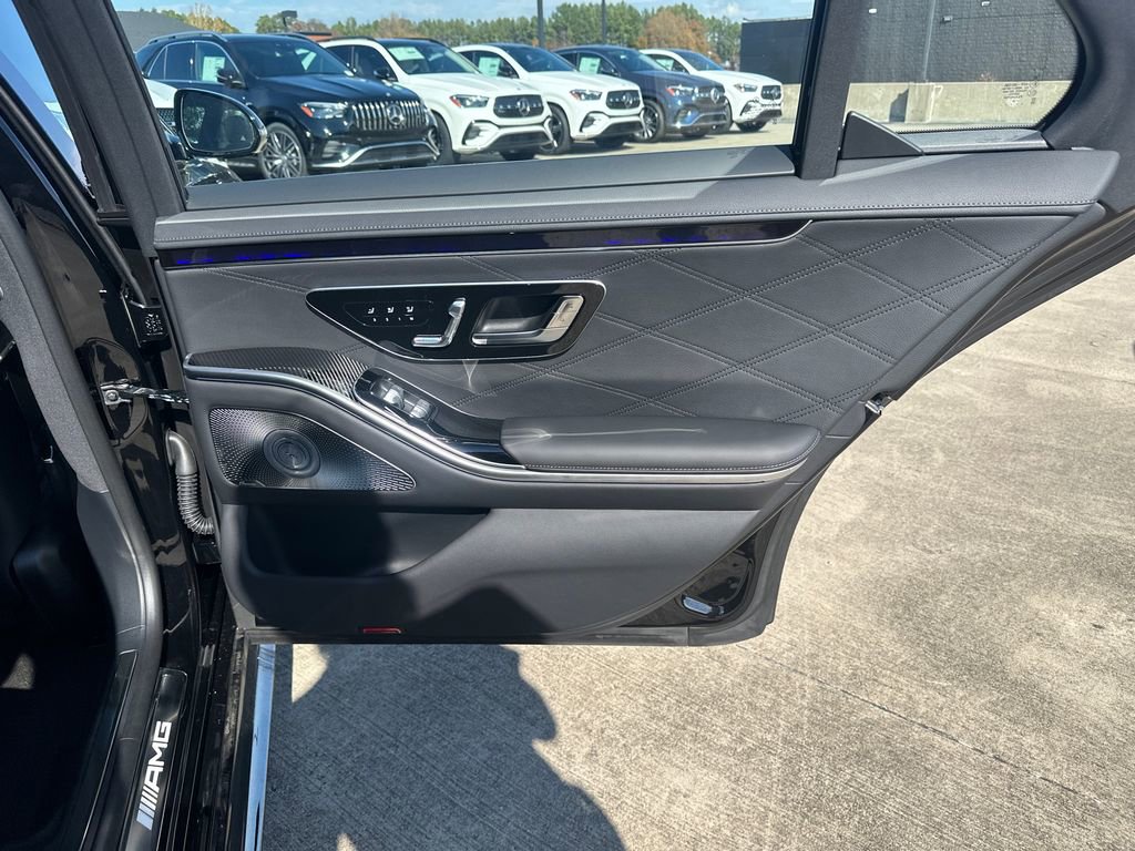 New 2026 Mercedes-Benz S 63 AMG S image 18