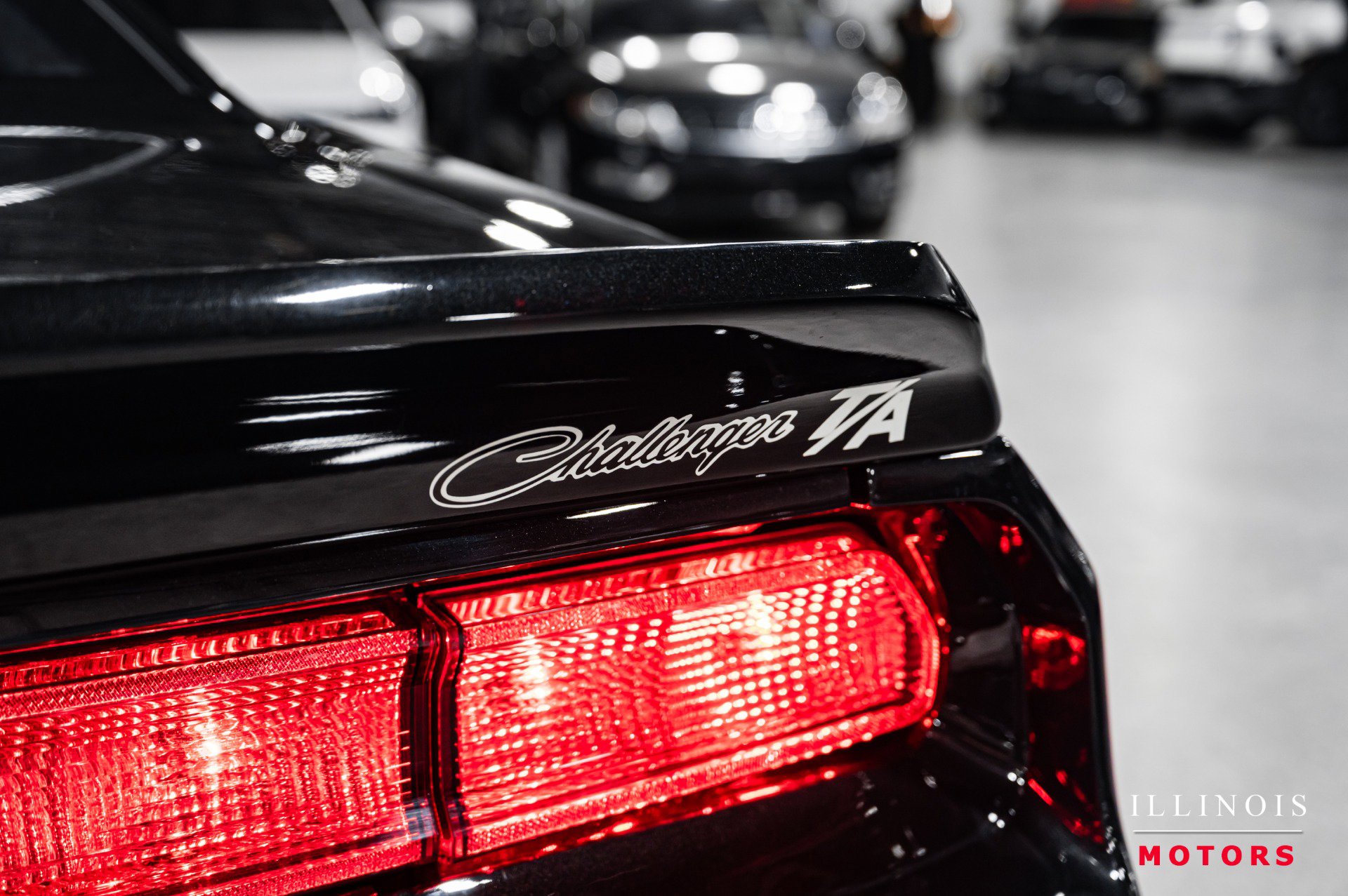 Used 2009 Dodge Challenger SRT8 w/ SRT Option Group II image 15