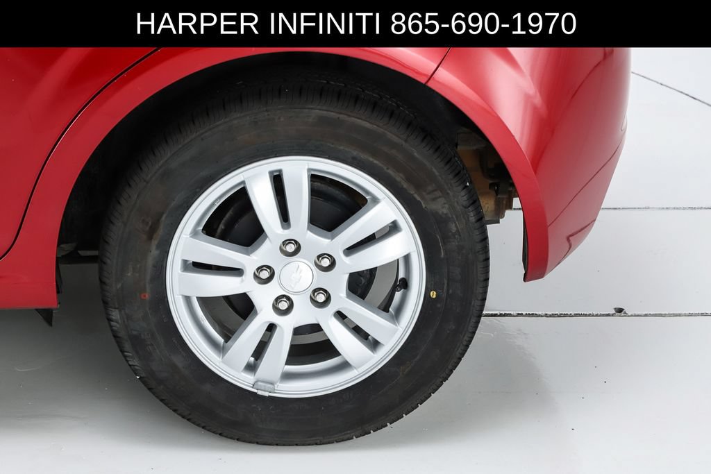 Used 2014 Chevrolet Sonic LT w/ Fun and Sun Package FWD image 44