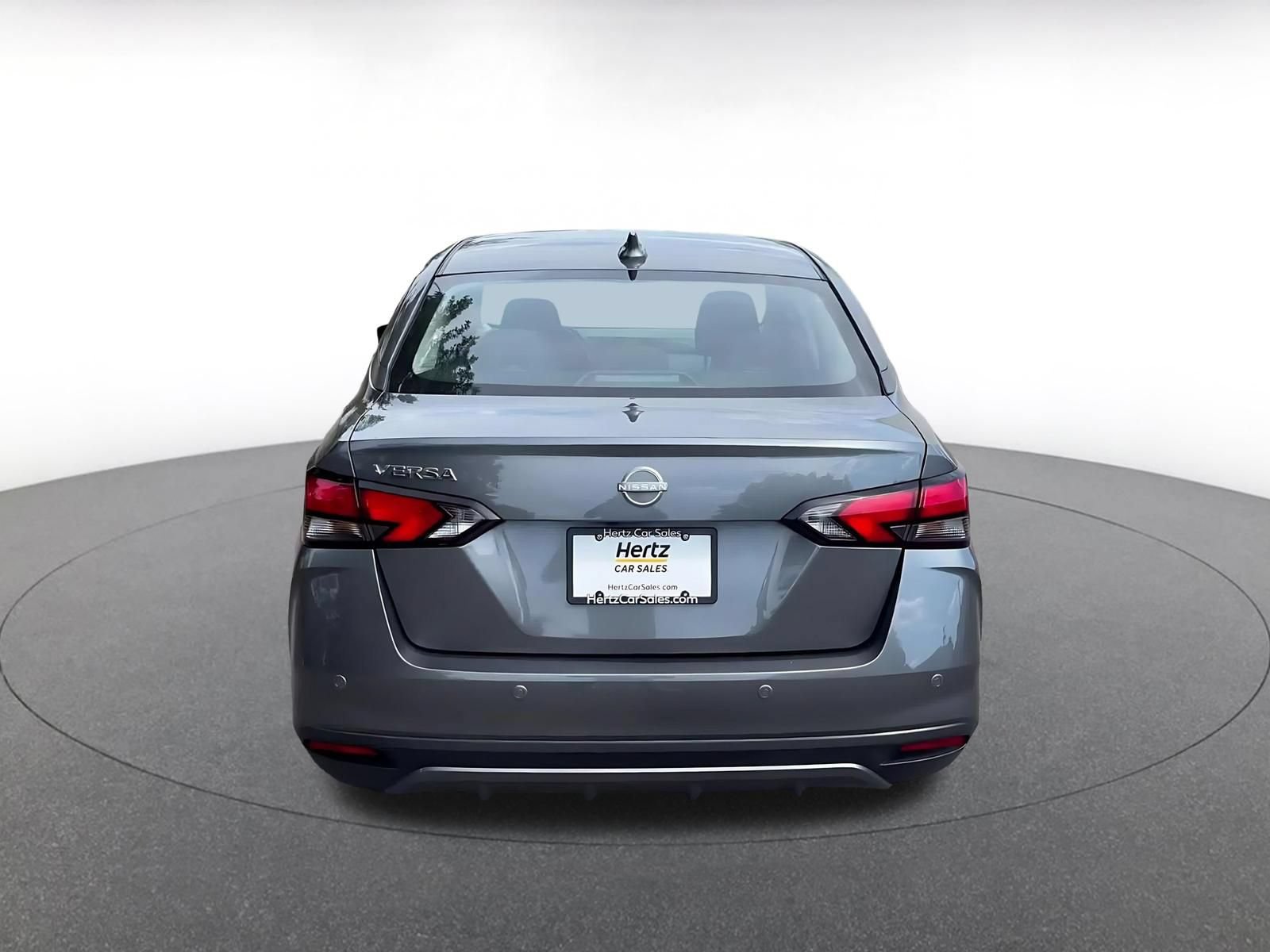 Used 2025 Nissan Versa SV FWD image 12