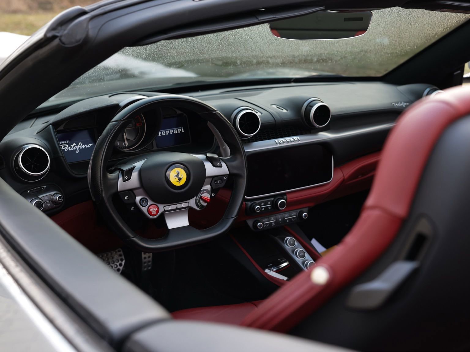 Used 2019 Ferrari Portofino image 12