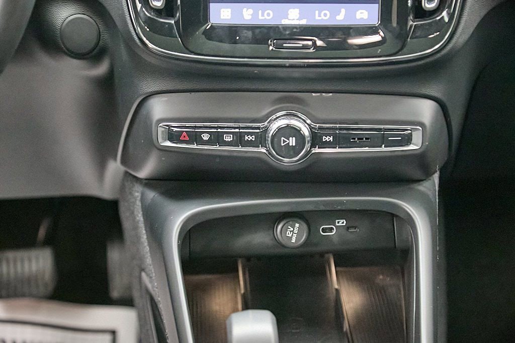 Certified 2023 Volvo C40 P8 Recharge Ultimate image 29