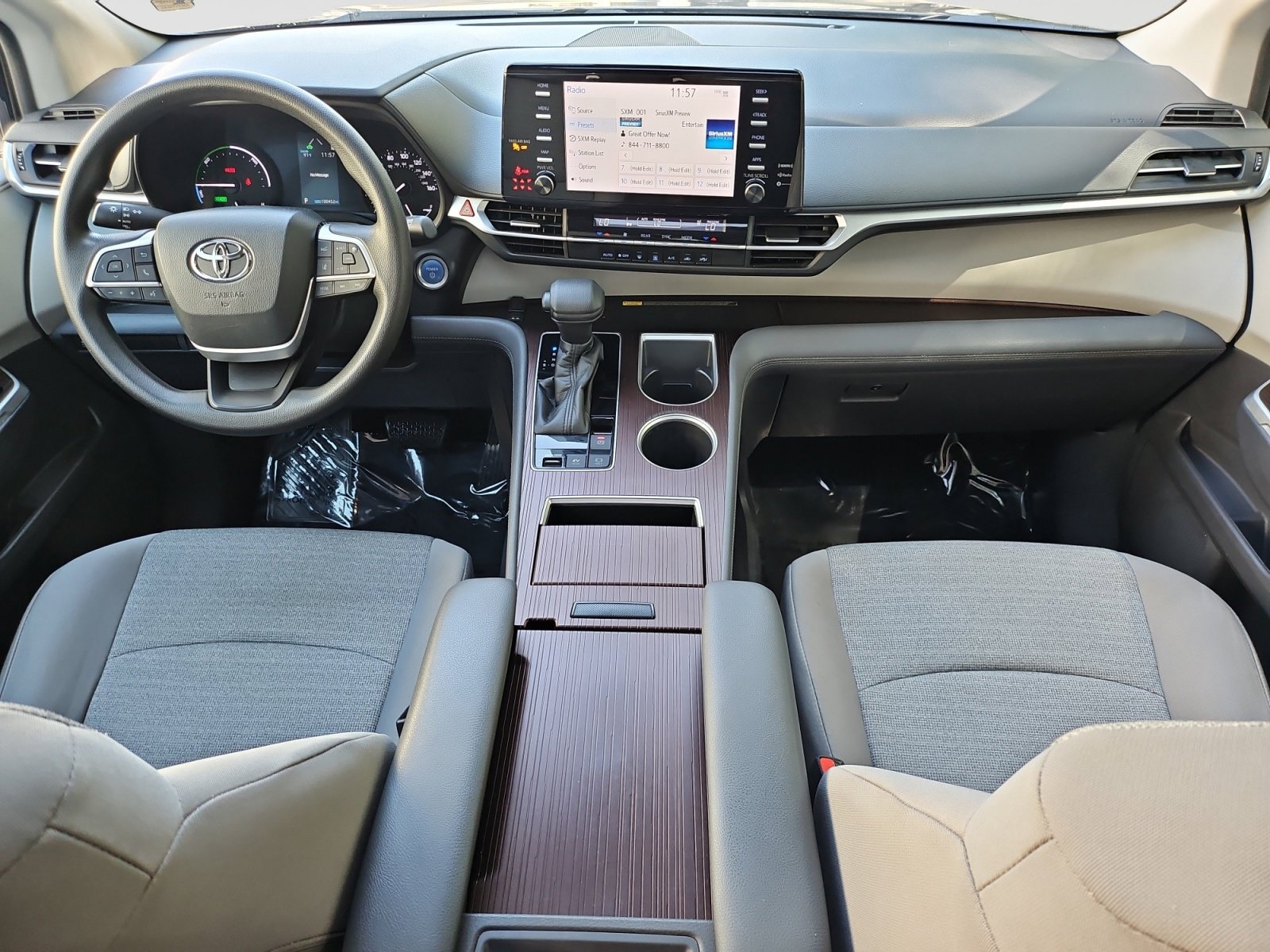 Used 2021 Toyota Sienna LE w/ LE Plus Package AWD/4WD image 15