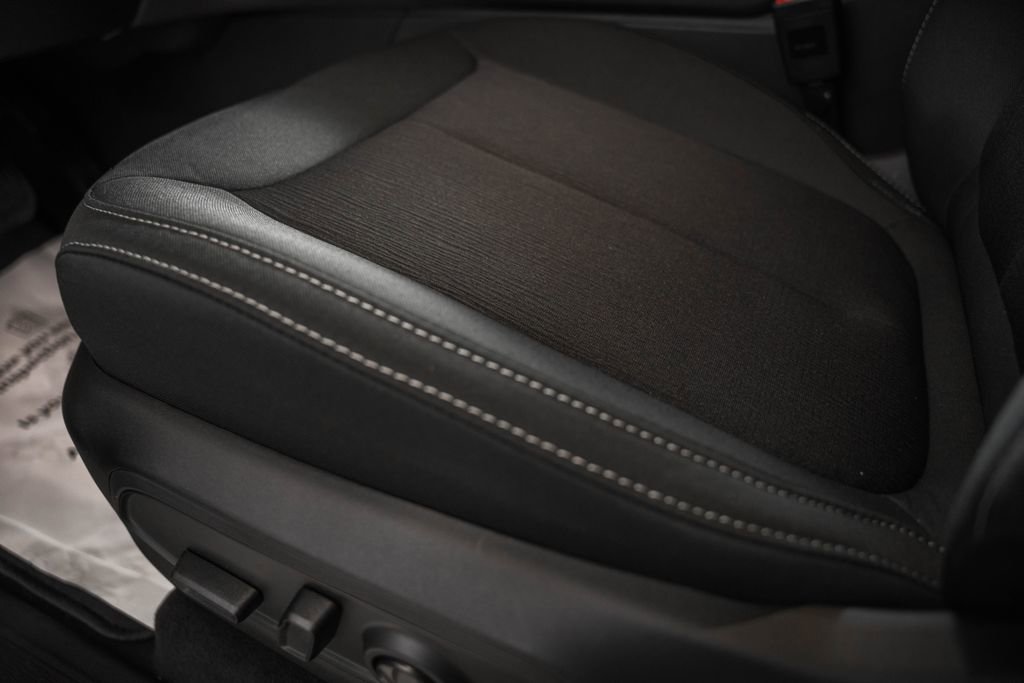 New 2025 Jeep Grand Cherokee Laredo X image 33