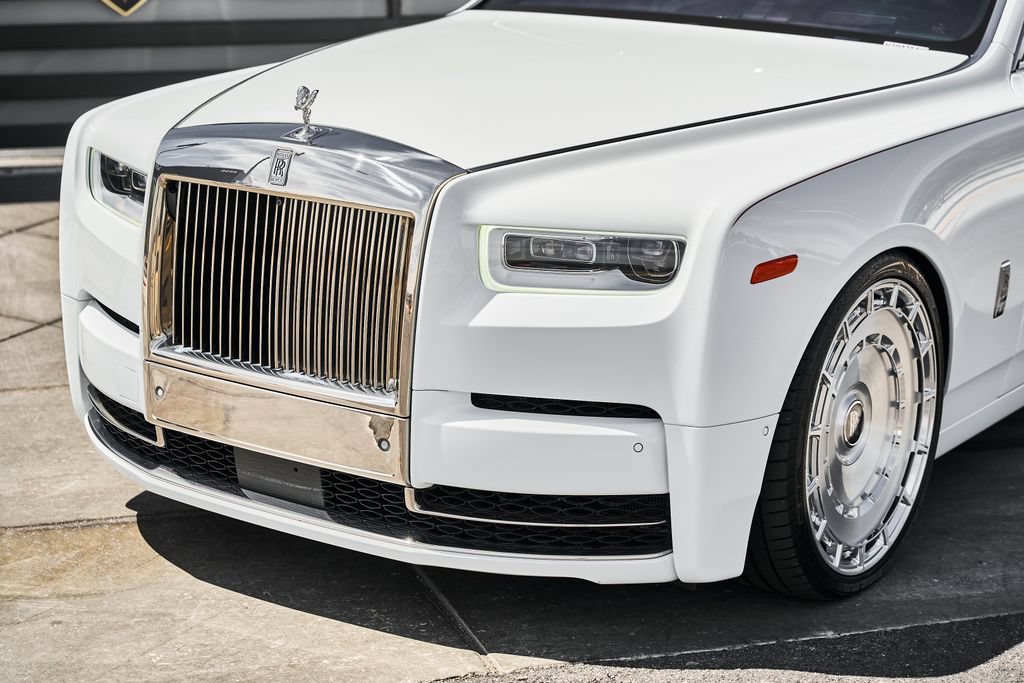 Used 2021 Rolls-Royce Phantom Sedan RWD image 7