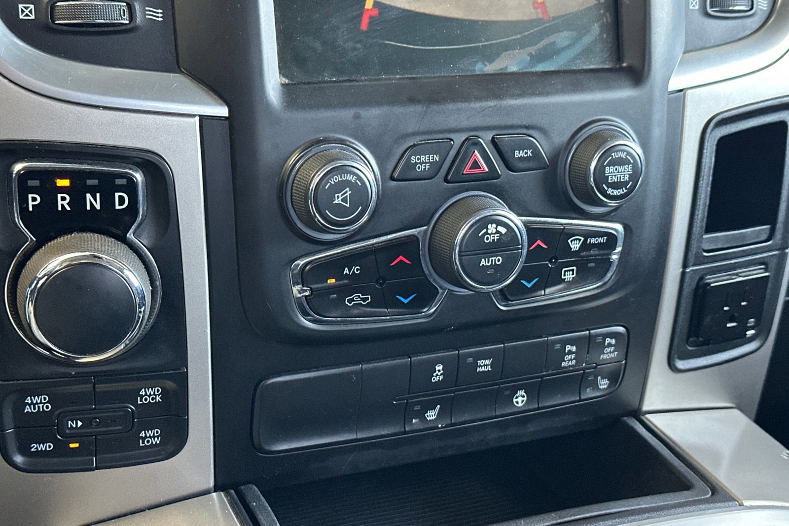 Used 2017 RAM 1500 Lone Star AWD/4WD image 19