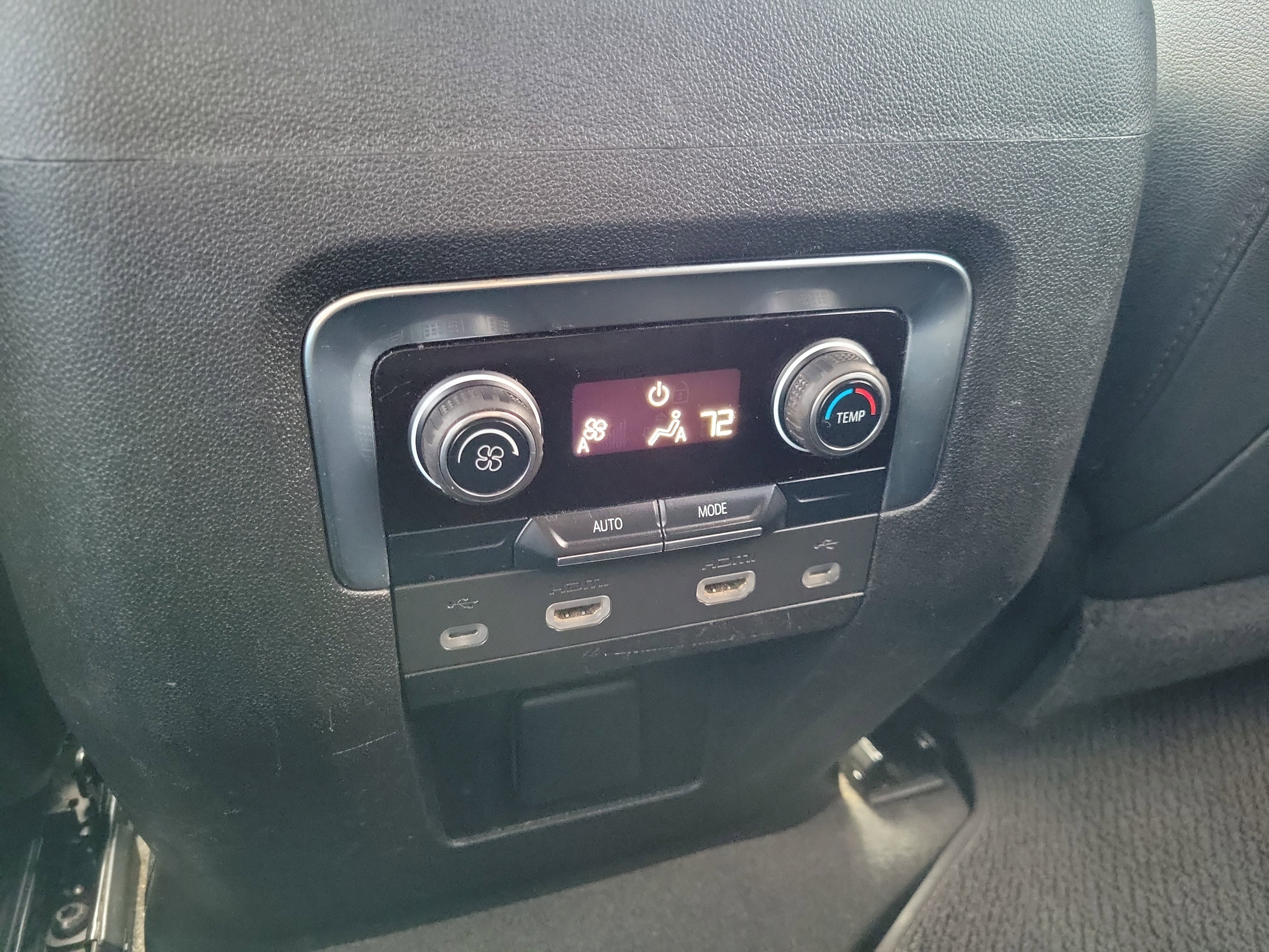 Used 2021 Chevrolet Suburban RST w/ Rear Media and Nav Package image 15