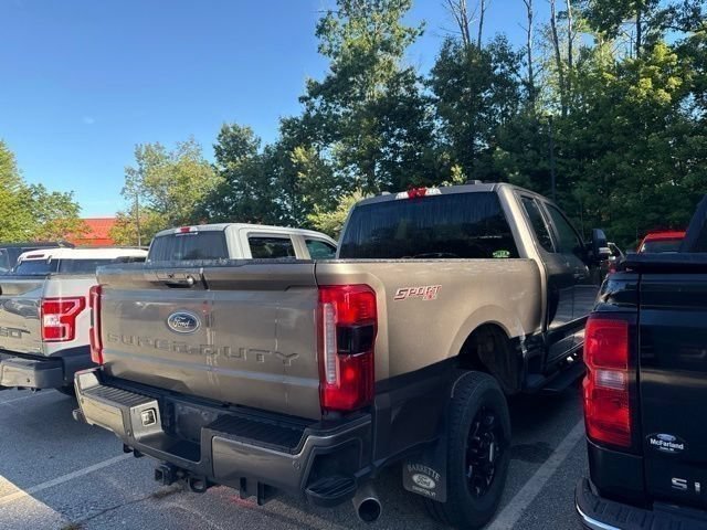 Used 2023 Ford F250 XLT w/ XLT Premium Package AWD/4WD image 4