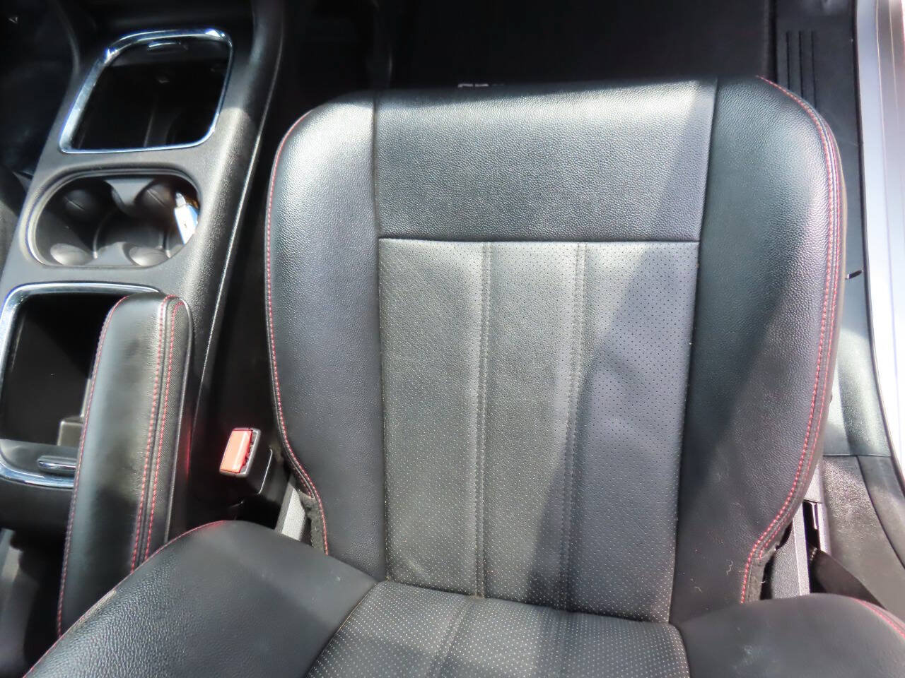 Used 2016 Dodge Grand Caravan R/T FWD image 41