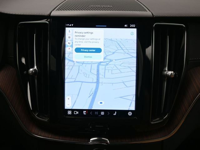 Used 2023 Volvo XC60 B6 Ultimate w/ Climate Package image 15