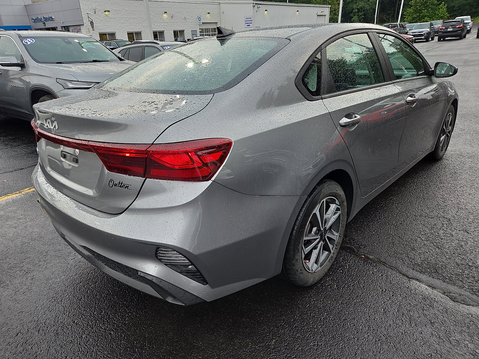 Used 2023 Kia Forte LXS FWD image 3